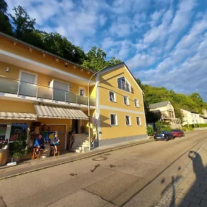  Guest house Und Zum Donaublick